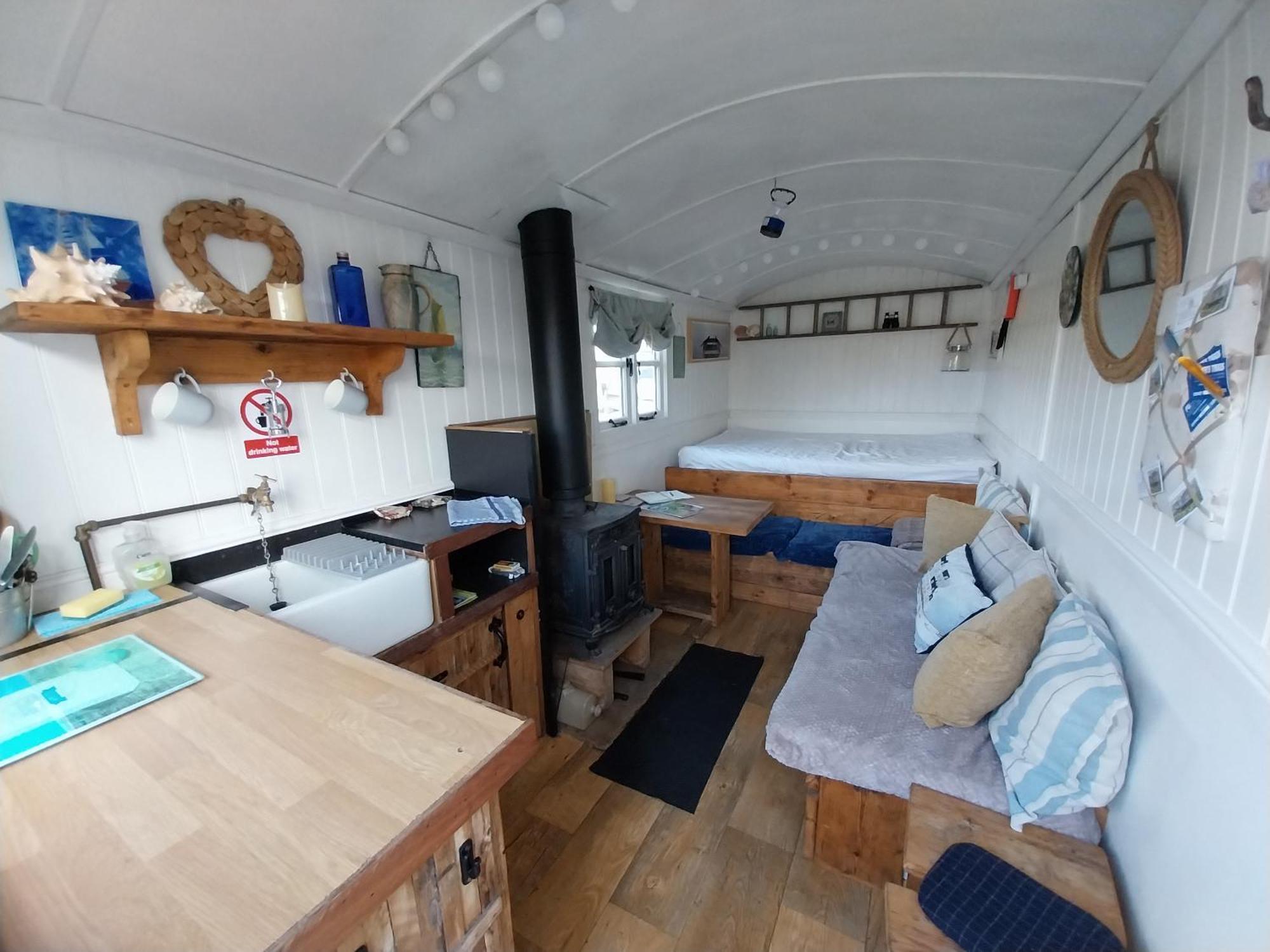 Meadowbeck - Shepherd Huts Fylingdales Ngoại thất bức ảnh