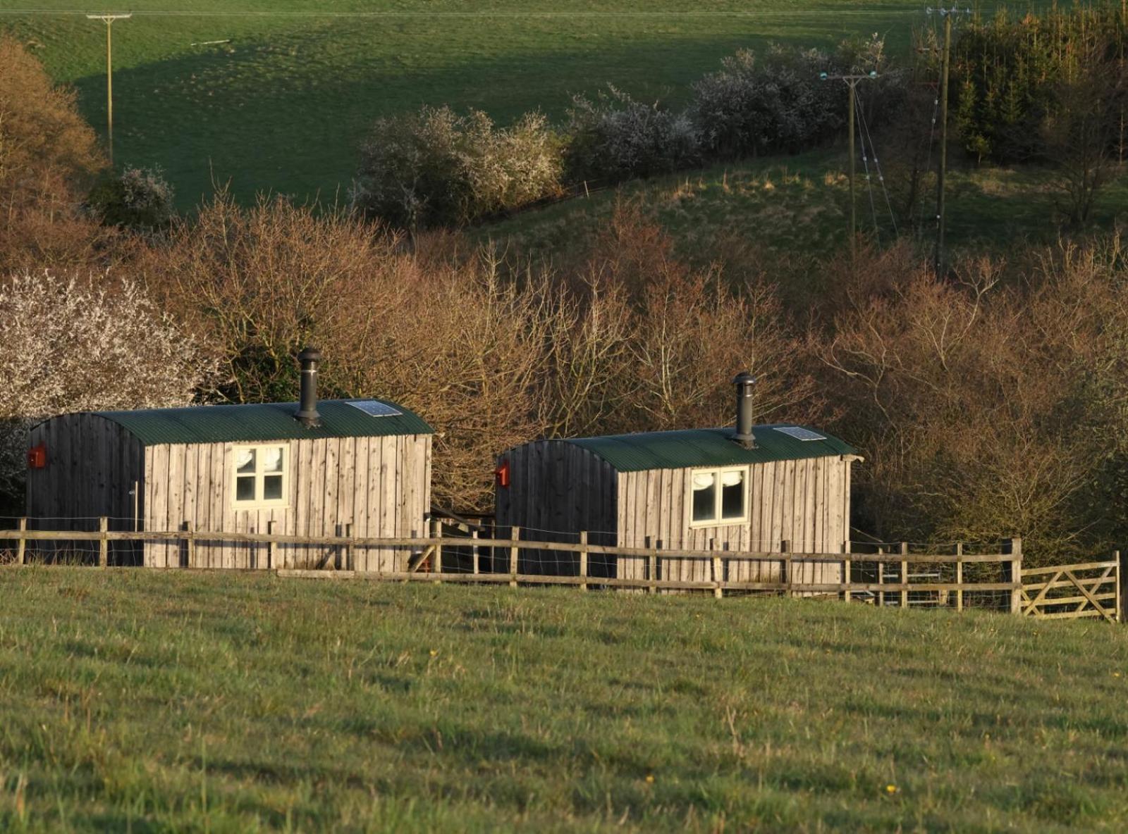 Meadowbeck - Shepherd Huts Fylingdales Ngoại thất bức ảnh